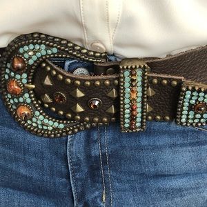 AWESOME BRONZE NAILHEAD STUDS & CRYSTALS!